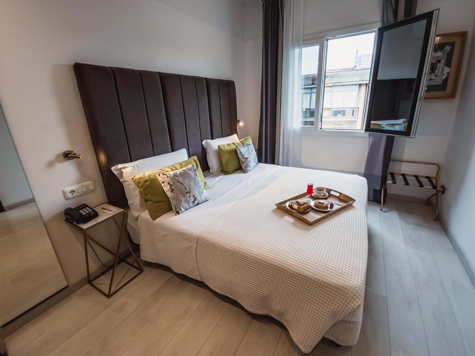 Art Hotel Milano Прато Екстериор снимка