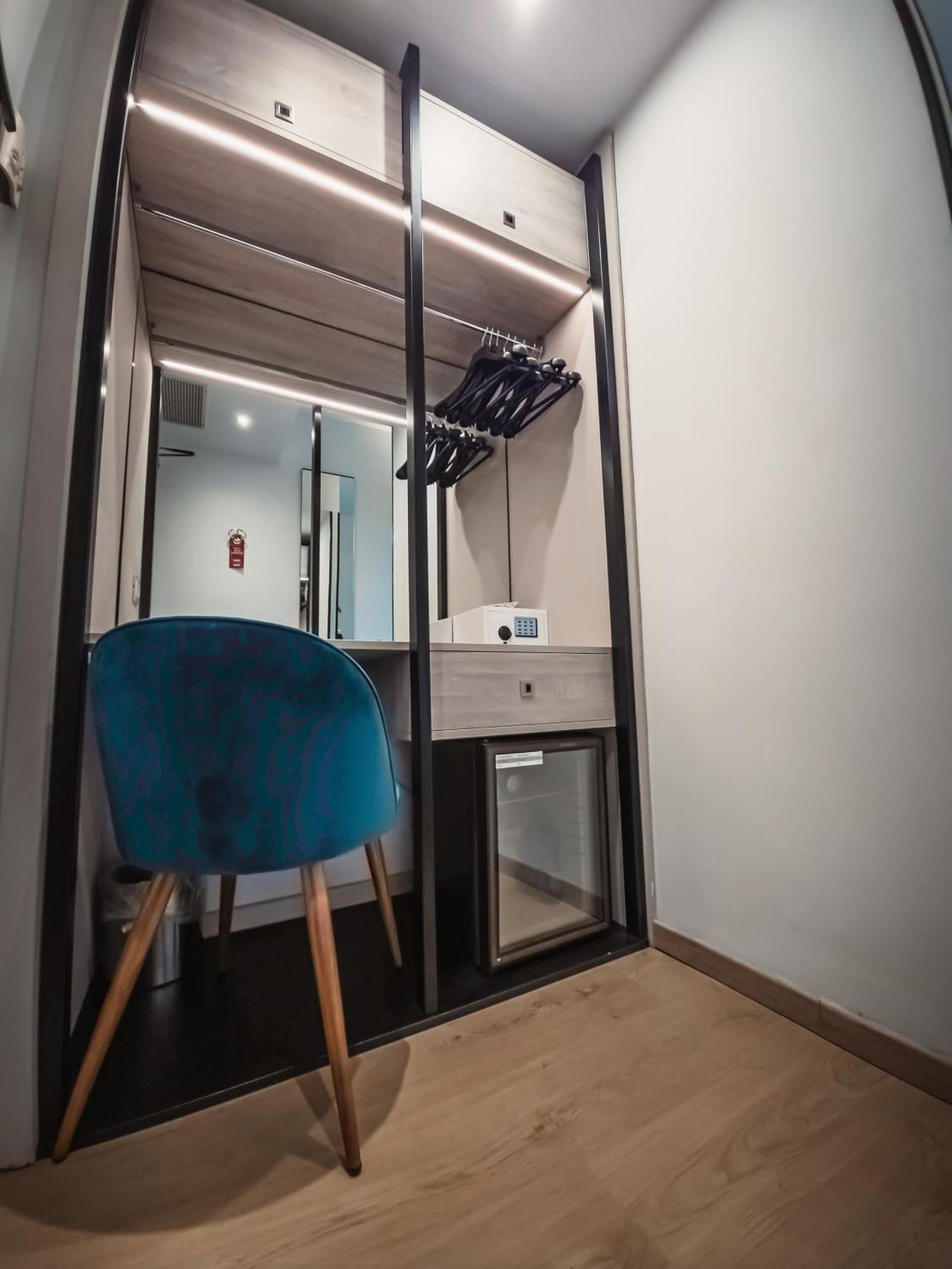 Art Hotel Milano Прато Екстериор снимка