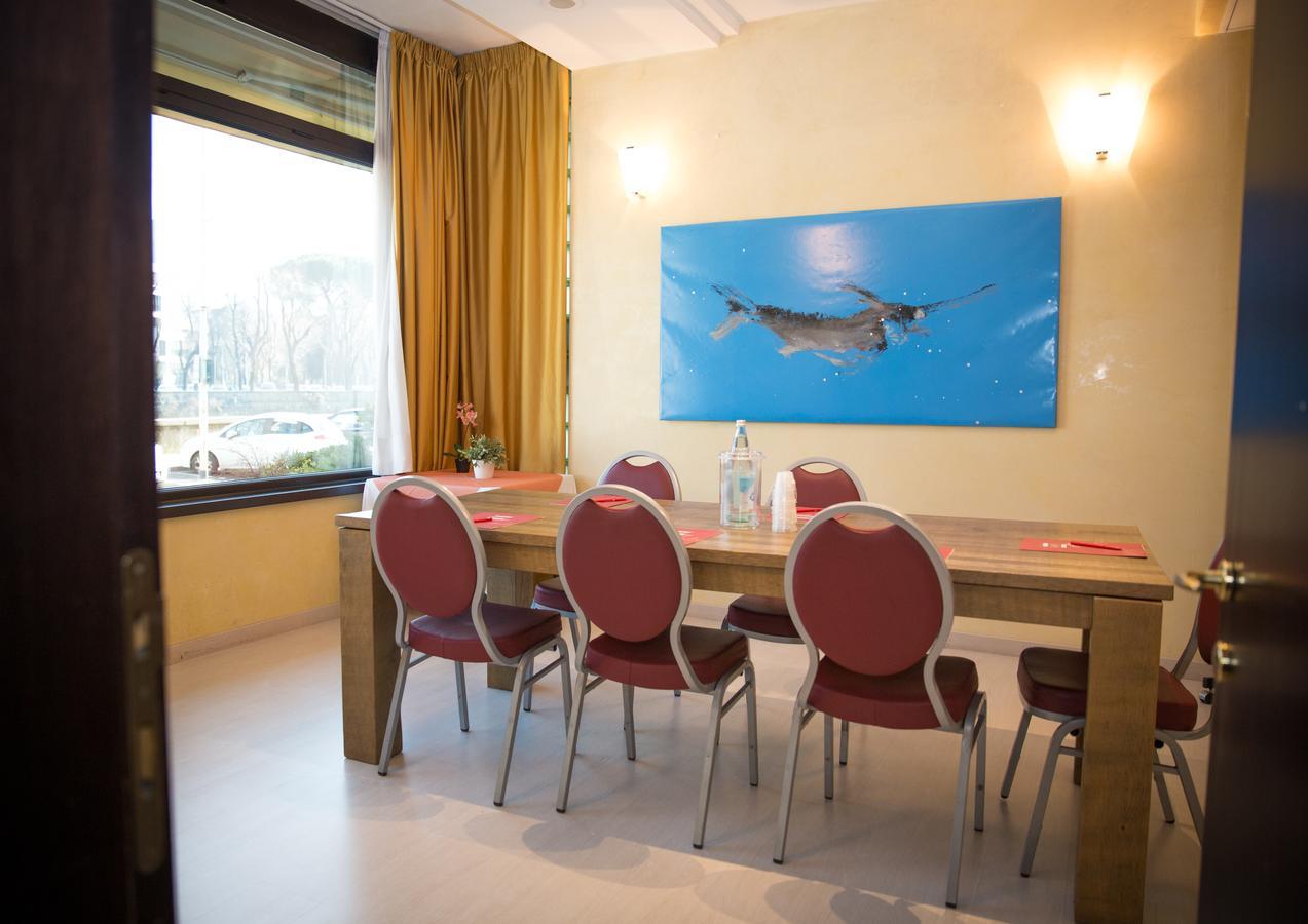 Art Hotel Milano Прато Екстериор снимка